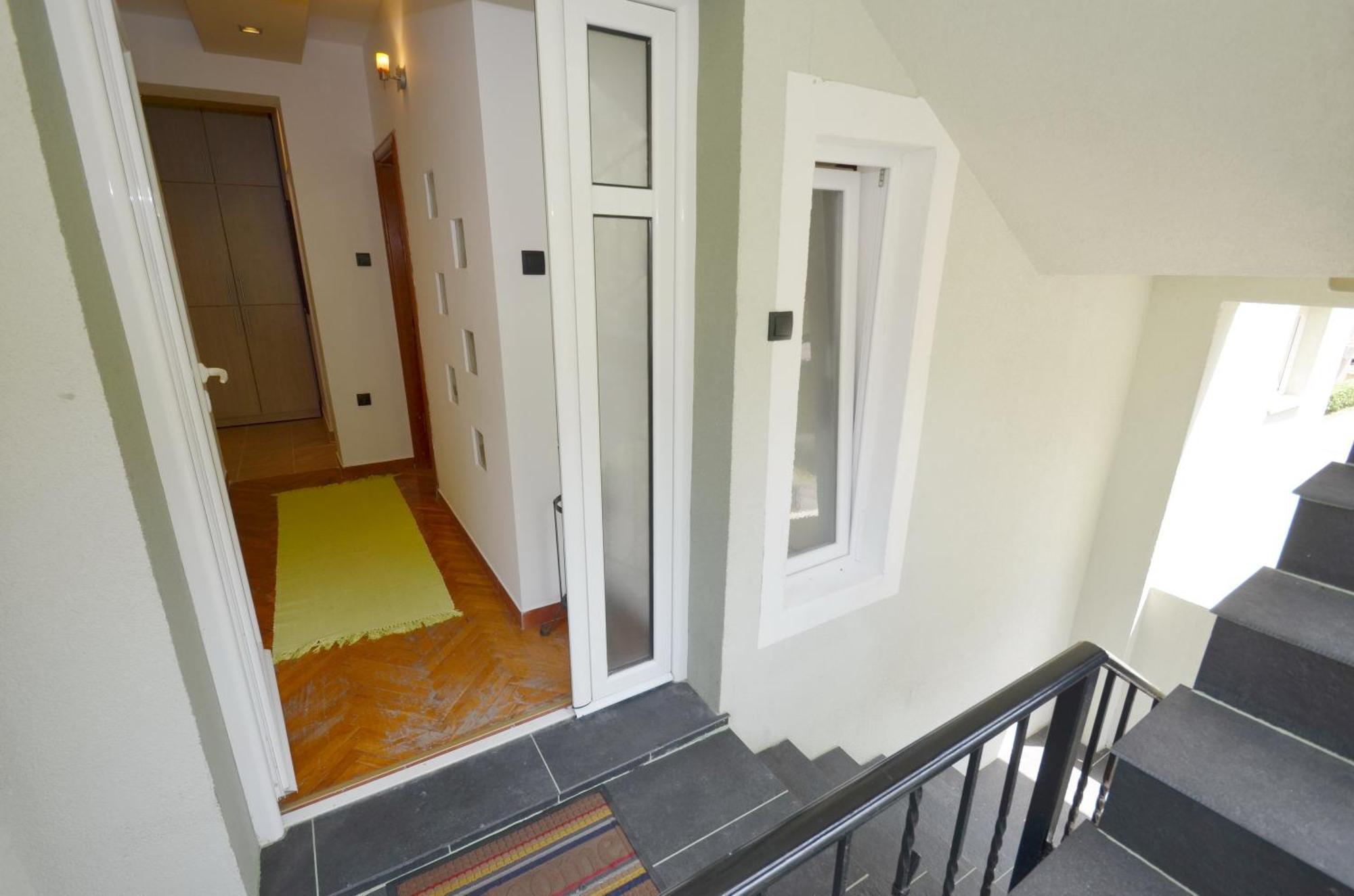 Bugi Apartment Kotor Exterior photo